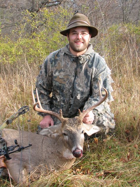 1980 Ford Bronco - Shot at 8yds as he came RIGHT to my Doe-in-heat wafer! First time I've ever had a buck actually show interest in my scents I've used.