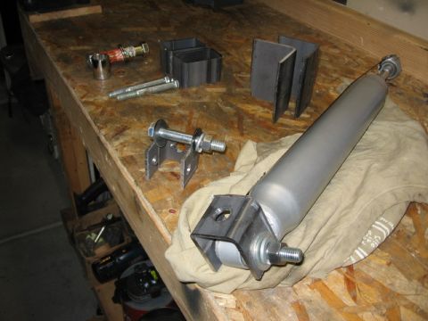 1995 Ford Bronco - working on the rough lower mounts. had to wait for some 2x3 .188 wall rectangular tube.