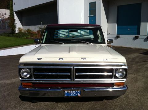 1995 Ford Bronco photo