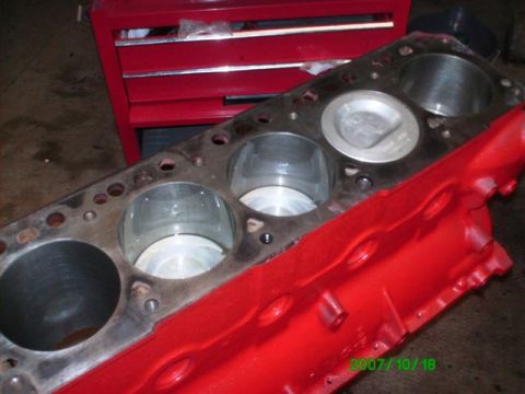 1982 Ford Bronco - Those are hypereutectic pistons nothing to radical here.