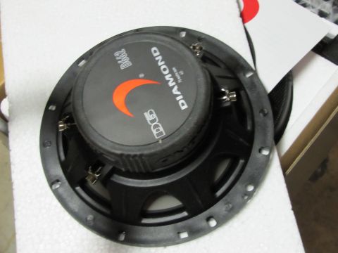 1993 Ford F-250 - A car speaker is shown, with text indicating it is a "DIAMOND DG62" model.