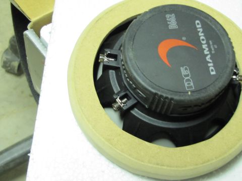 1993 Ford F-250 - A car speaker labeled 'DIAMOND D6' is shown with its mounting ring.