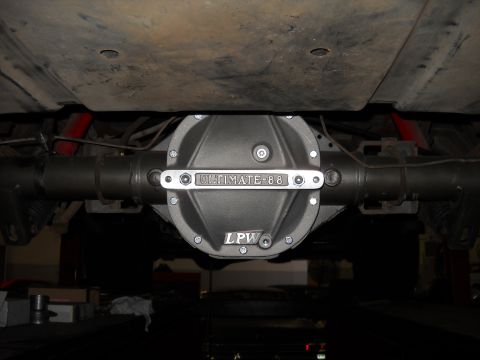 1991 Ford Bronco - Currie 8.8 with 9 inch ends, Tru Trac, 4:10s, forged axles, Currie drum brakes