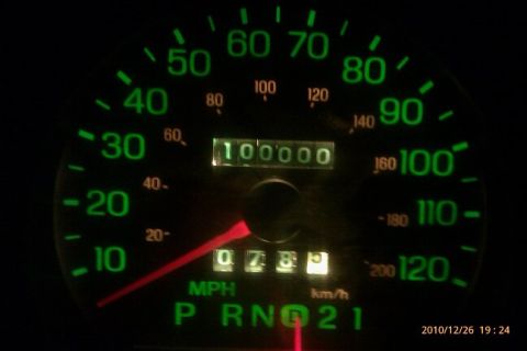 2000 Mercury Grand Marquis - The speedometer shows 100,000 miles, and the odometer displays 0789 miles.