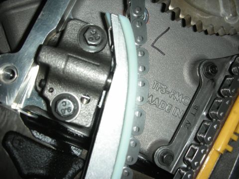 1992 Ford Crown Victoria - Engine components including a timing chain, tensioner, and gears are shown in detail.