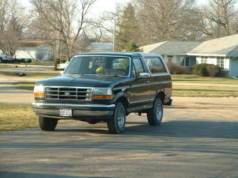 1992 Ford Bronco photo