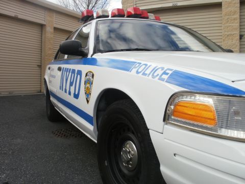 2002 Ford Crown Victoria photo