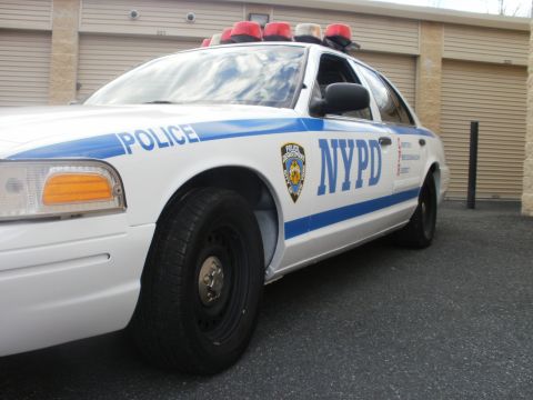 2002 Ford Crown Victoria photo