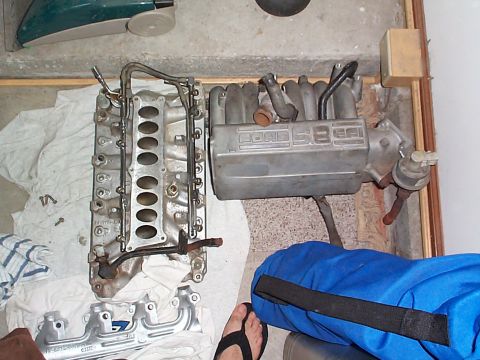 1992 Ford Bronco - Upper and lower intake for my 351W swap. I'm going to get a dremel and do a little bit of work on the lower intake.