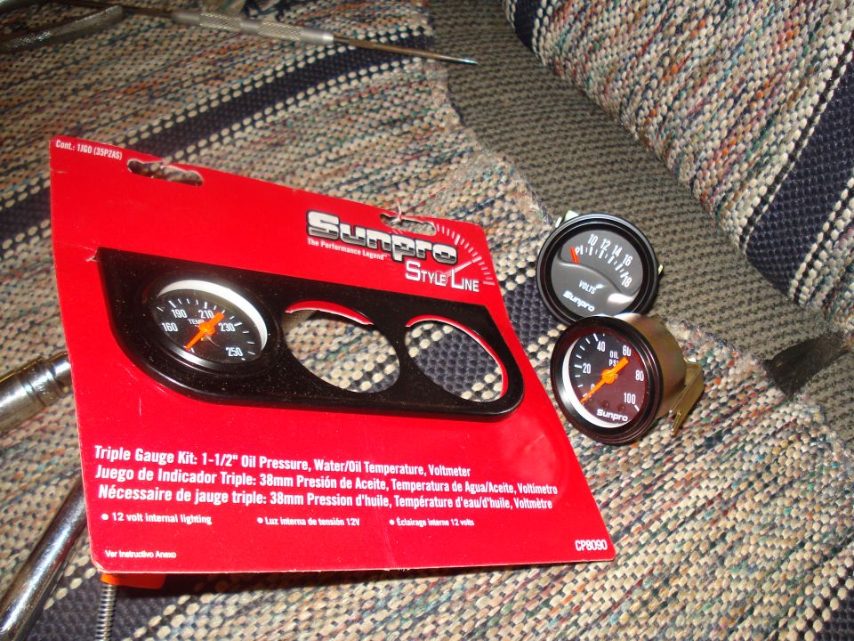Triple gauge kit with oil pressure, water/oil temperature, and voltmeter gauges