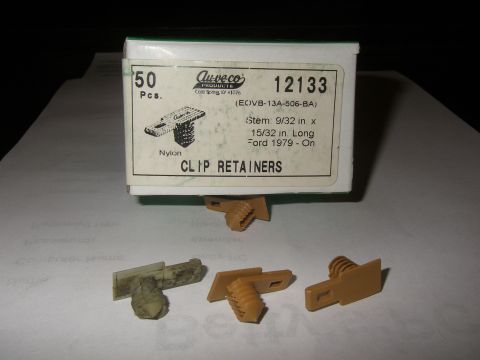 1990 Ford Bronco - Au-veco clip retainers are for Ford vehicles from 1979 onwards.