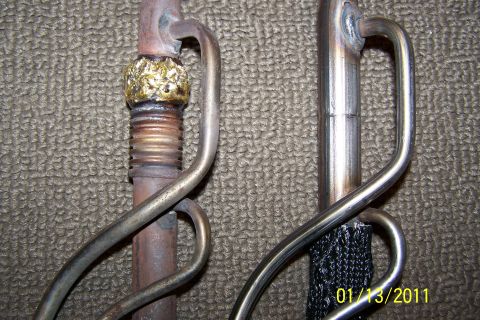 1996 Ford Bronco - Obvious differences in air pipe