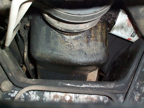1992 Ford Bronco - Not sure where the oil is coming from here. Once I cleaned it off it seemed to slow down, it is definitely not the pan or the main seal, mu…