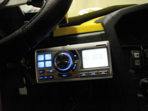 2005 Ford Excursion - Car stereo display reads