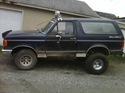 1989 Ford Bronco - Rear lifted
