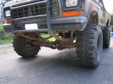 1979 Ford Bronco - Dana 60 front with leafsprings