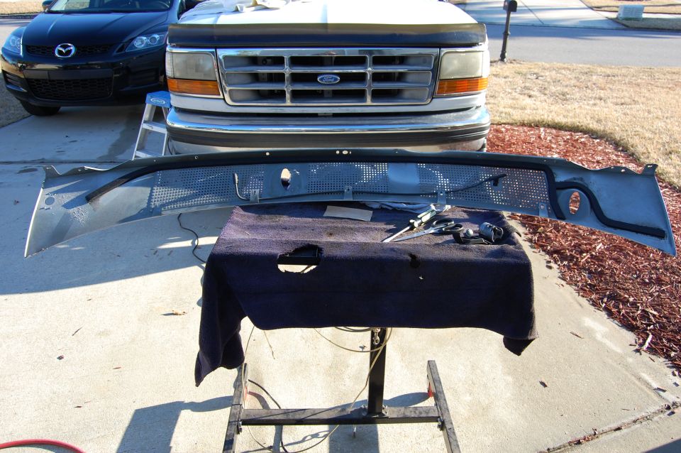 1992 Ford Bronco grille and windshield trim removed from vehicle