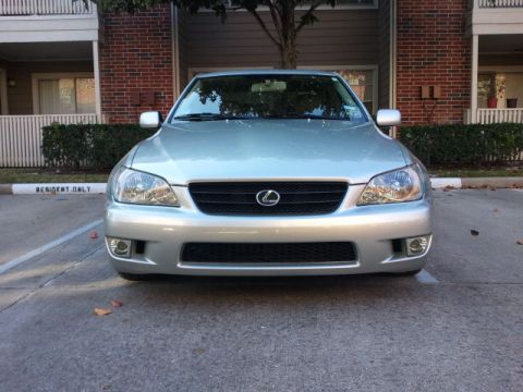 2008 Subaru Legacy - Front view of a silver Lexus sedan parked in a lot.