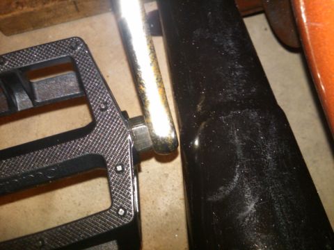 1981 Garelli Rally Sport - Close-up view of a black exhaust pipe and a textured black pedal, with Supermotors.net watermark visible.