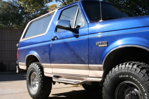1996 Ford Bronco photo