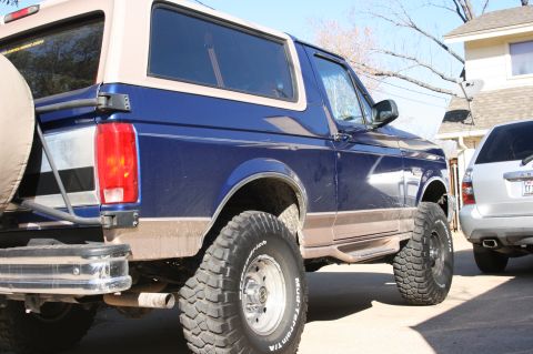 1996 Ford Bronco photo