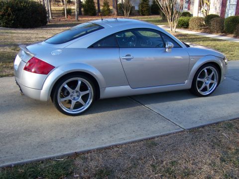 2001 Audi TT “bwiTTz”