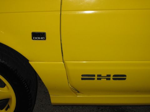 2002 Ford Taurus - Don't eat yellow SHO?...uh?...