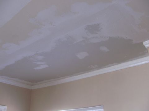 1968 Ford Mustang - Ceiling shows areas of drywall mud application and crown molding.
