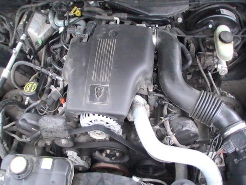 2003 Ford Crown Victoria photo
