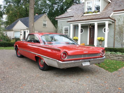 1961 Ford Galaxie photo