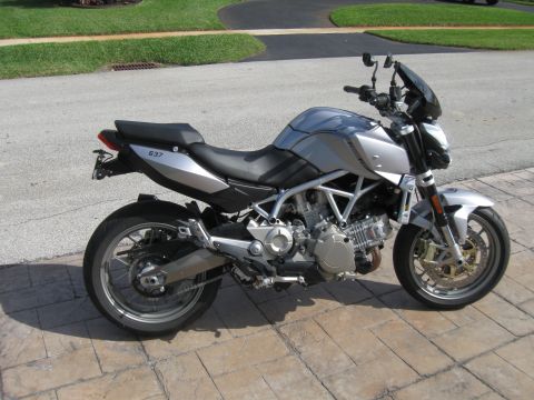 2009 Aprilia Mana 850 “The Silver Surfer”