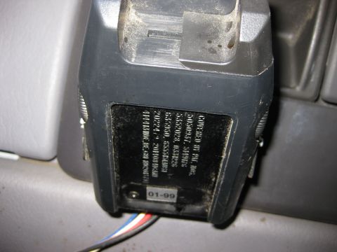 1998 Jeep Wrangler - Trailer brake controller shows a "01-99" date code.