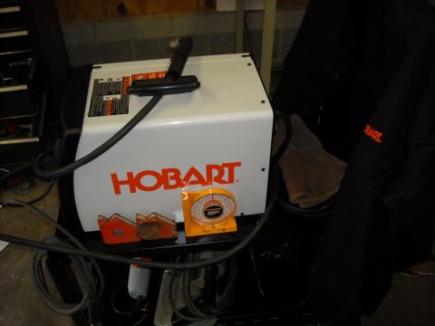 1979 Ford F-150 - Hobart welding machine with associated welding gear and a dial gauge.