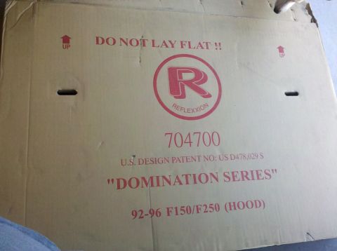 1995 Ford Bronco - The box indicates it contains a hood for 1992-1996 Ford F150/F250 trucks.