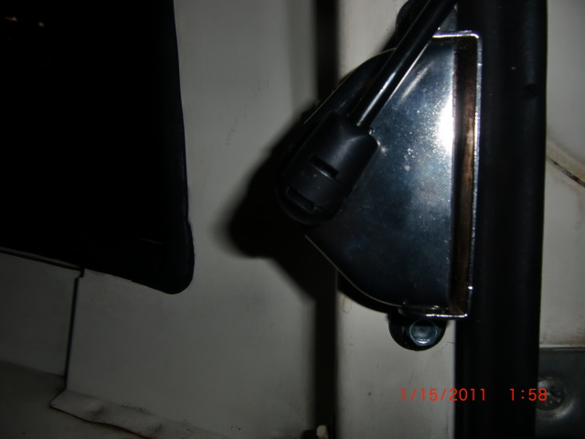 Interior door latch mechanism on a vehicle