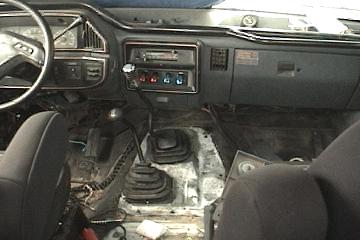 1991 Ford Bronco - Inside new look with the sticks