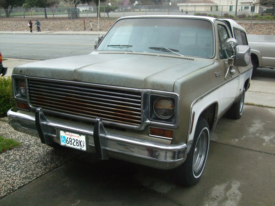 1973 Chevrolet K5 Blazer front view, showing grille and California license plate 6828K