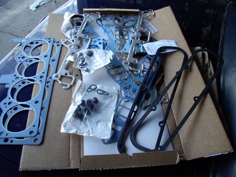 1982 Chrysler New Yorker - Didn't even stiff me with cork gaskets