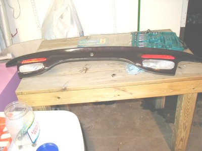 1997 Ford Taurus - light bar just sits on the table for this picture and the next