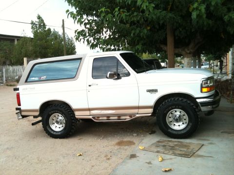 1996 Ford Bronco photo
