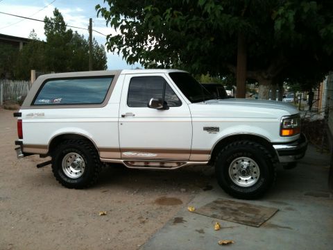 1996 Ford Bronco photo