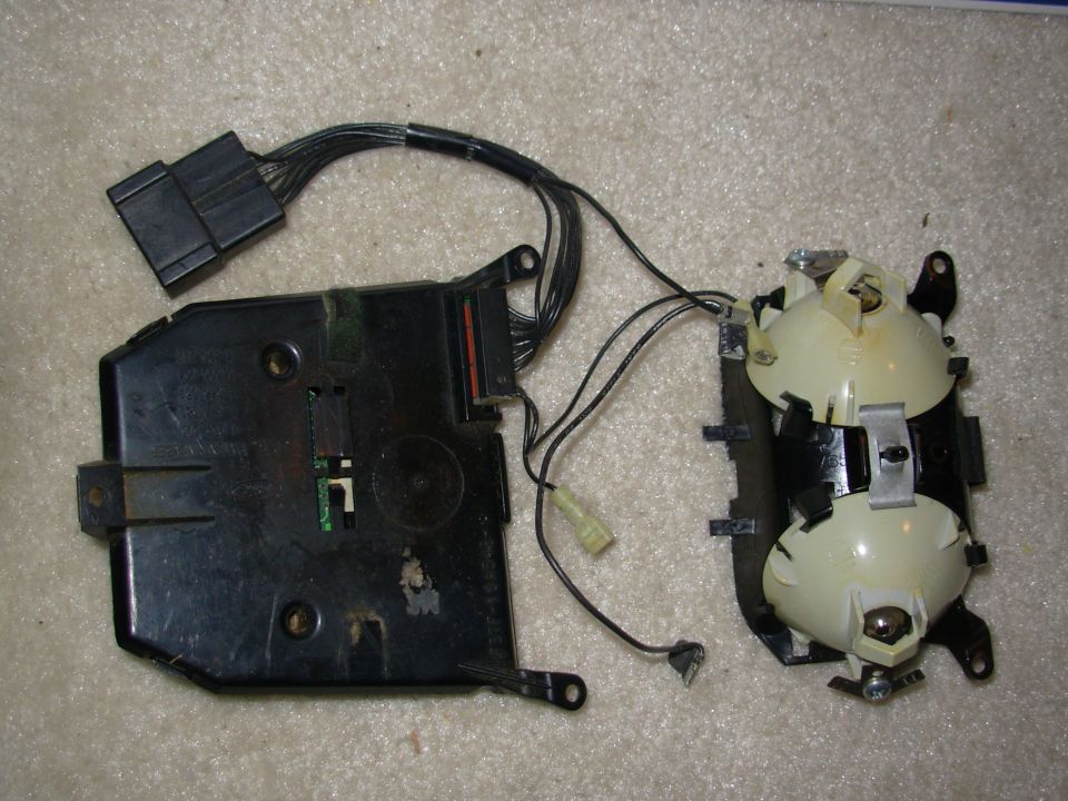 Original-type Bronco module & lamp cartridge, using soft lamp buttons & #3175 bulbs.