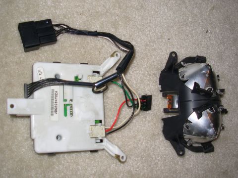 1983 Ford Bronco - Later module using hard lamp switches and #579 bulbs with Alumninum reflectors.