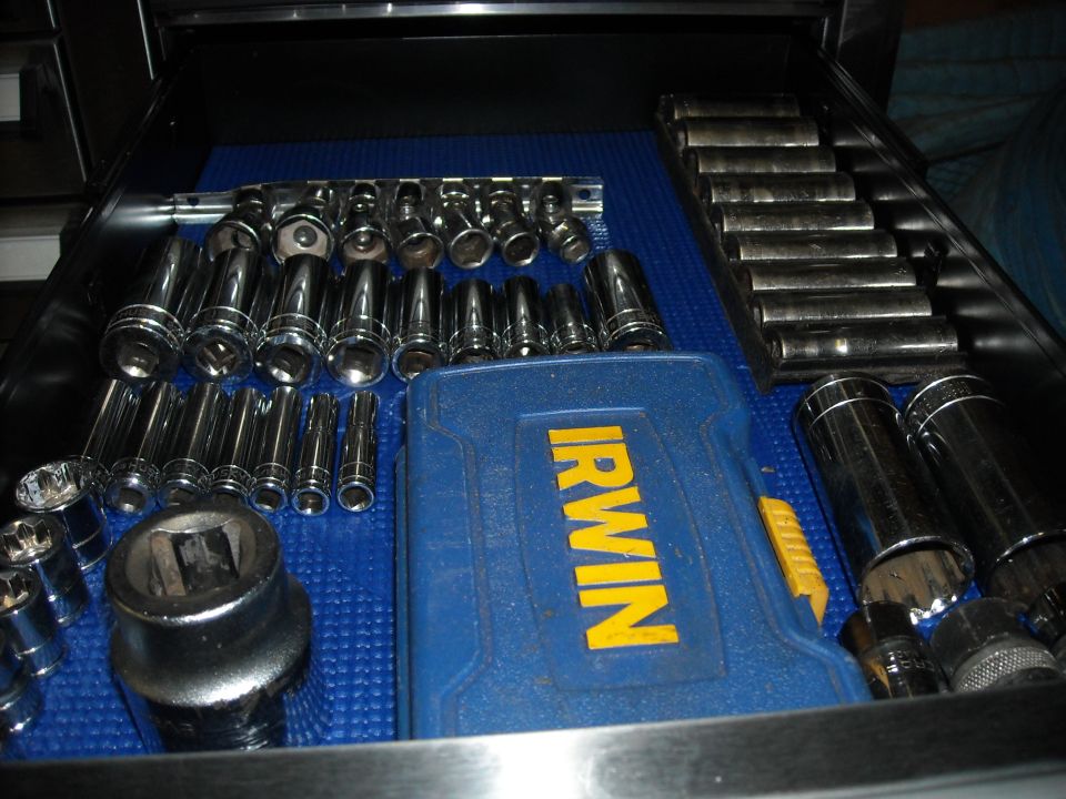 Socket set in a toolbox drawer with an IRWIN case