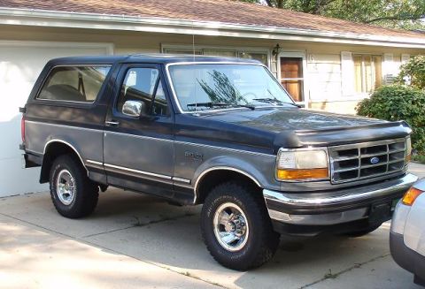 1993 Ford Bronco - This Ford Bronco has a grille design consistent with the 1992 model year.
