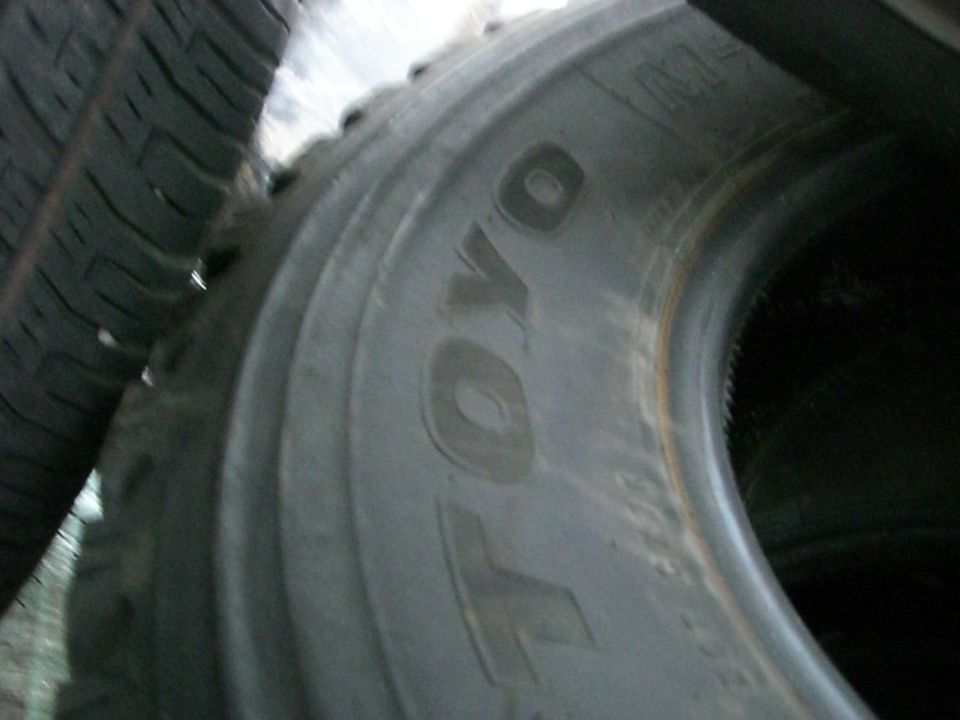 Close-up of a TOYO M55 tire tread