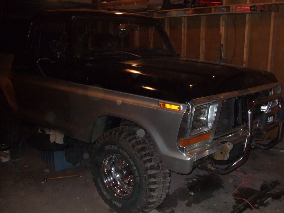 1978 Ford Bronco front clip with aftermarket bumper and grille removed