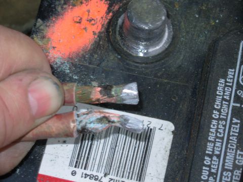 1983 Ford Bronco - As bad as this looks, it CAN be cleaned & repaired without losing much of the cables' length. The wire can be untwisted & brushed to releas…