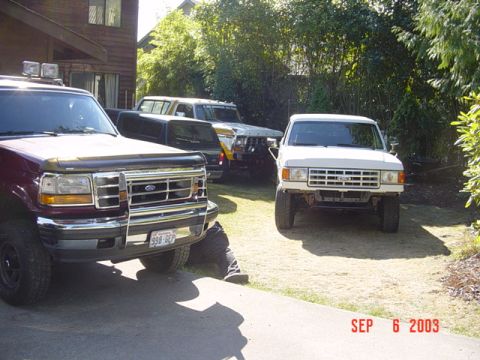 1989 Ford Bronco - This is my third time posting these....if they seem to stay for awhile, then I will add captions...AGAIN.
