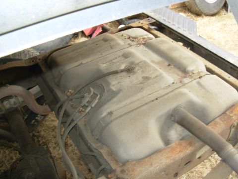 1995 Ford F-150 - I'll vacuum & wash the tanks before opening anything. The unusually large fuel line fitting at the tank has a check valve built in. Go to t…